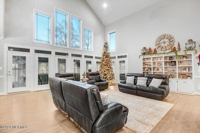 98 Wackena Point Rd, House other with 5 bedrooms, 5 bathrooms and 2 parking in Goldsboro NC | Image 33