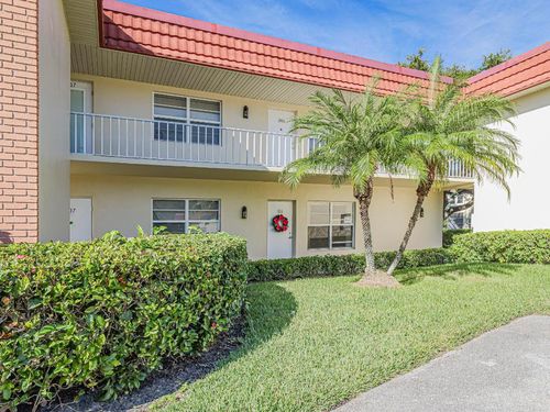 106-16 Vista Palm Ln, Vero Beach, FL, 32962-0847 | Card Image