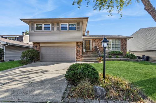 133 Coral Ln, Wheeling, IL, 60090-3943 | Card Image