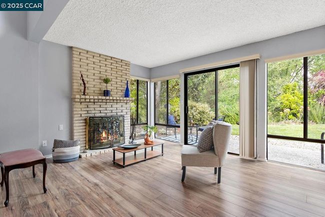 APT-1 - 1244 Singingwood Ct, Townhouse with 2 bedrooms, 2 bathrooms and 1 parking in Walnut Creek CA | Image 8