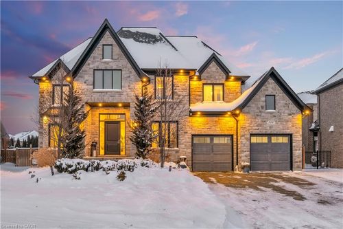 908 Fall Harvest Crt, Kitchener, ON, N2P0G6 | Card Image