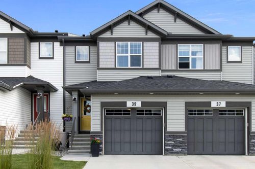 39 Heritage Vista, Cochrane, AB, T4C2N7 | Card Image