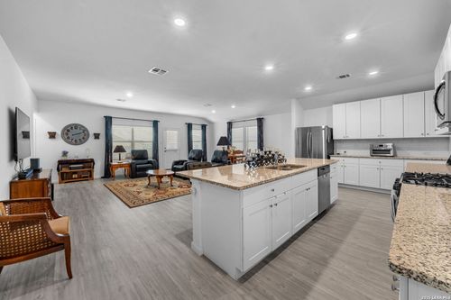5781 Companion Loop, Bulverde, TX, 78163-2639 | Card Image