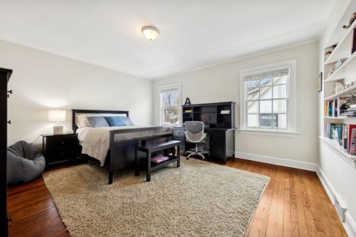 254 W Claremont St, Elmhurst, IL, 60126-3304 | Card Image