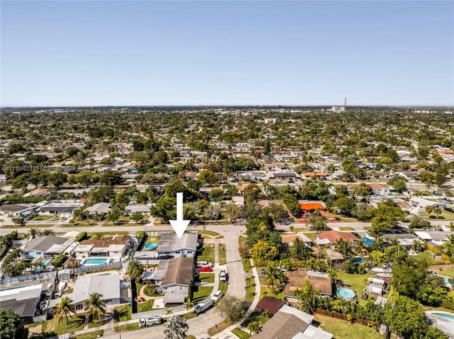 19820 Kingston Dr, House other with 4 bedrooms, 3 bathrooms and null parking in Cutler Bay FL | Image 32