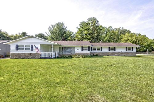 111 Barb Ave, Heath, OH, 43056-1102 | Card Image
