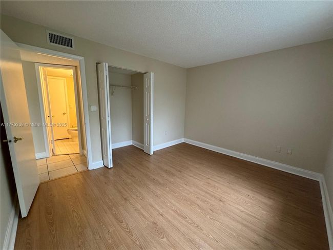 APT-315 - 4215 University Dr, Condo with 2 bedrooms, 2 bathrooms and null parking in Sunrise FL | Image 26