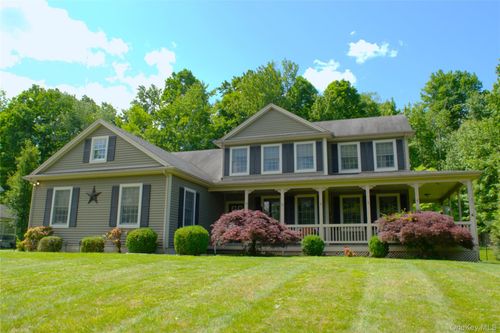 42 Somerset Ln, Warwick, NY, 10990-2463 | Card Image