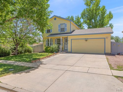 3724 Bobcat Ln, Pueblo, CO, 81005-3059 | Card Image