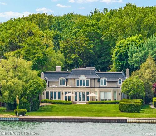 1010 Lake Shore Road, Village Of Grosse Pointe Shores, MI, 48236 | Card Image