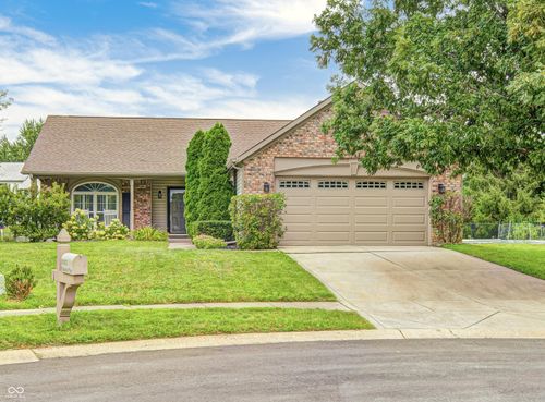 10102 Palmaire Pl, Fishers, IN, 46038-5581 | Card Image
