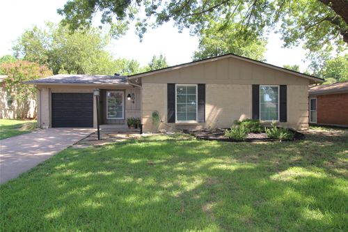804 Wateka Way, Richardson, TX, 75080-4013 | Card Image