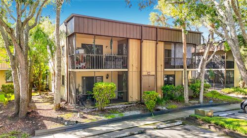 d-11805 Raintree Lake Ln, TEMPLE TERRACE, FL, 33617-9442 | Card Image