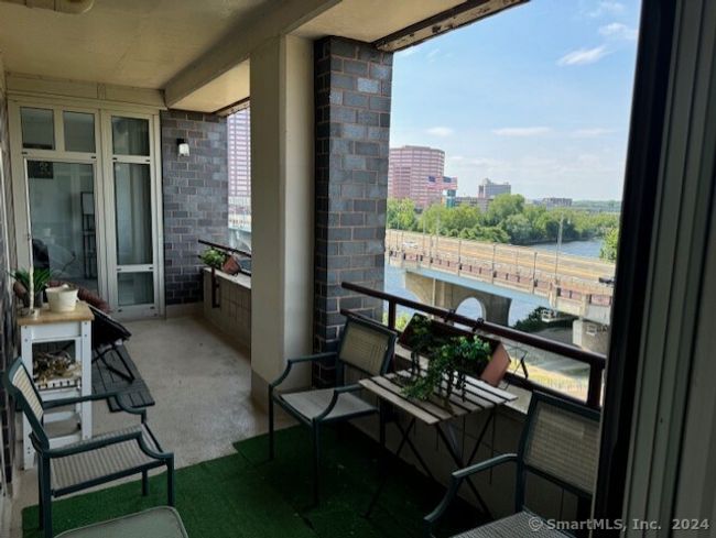 APT-503 - 235 E River Dr, Condo with 3 bedrooms, 2 bathrooms and 2 parking in East Hartford CT | Image 24