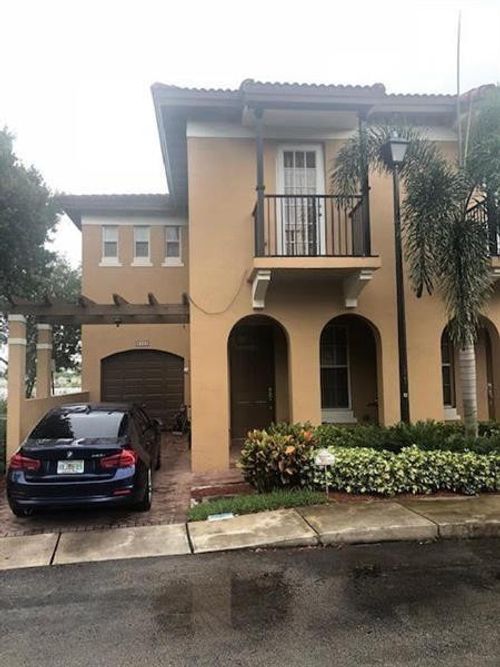 6903 Julia Gardens Dr, Coconut Creek, FL, 33073-2151 | Card Image