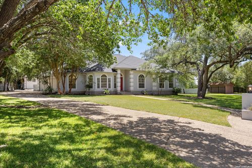 29705 Saddleback Cir, Fair Oaks Ranch, TX, 78015-4531 | Card Image