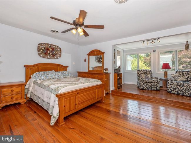 9314 Pear Ln, House other with 4 bedrooms, 3 bathrooms and null parking in FREDERICK MD | Image 35