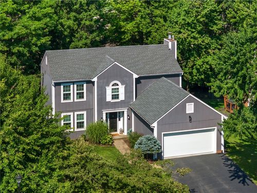 130 Valley Forge Dr, Cranberry Twp, PA, 16066-5768 | Card Image