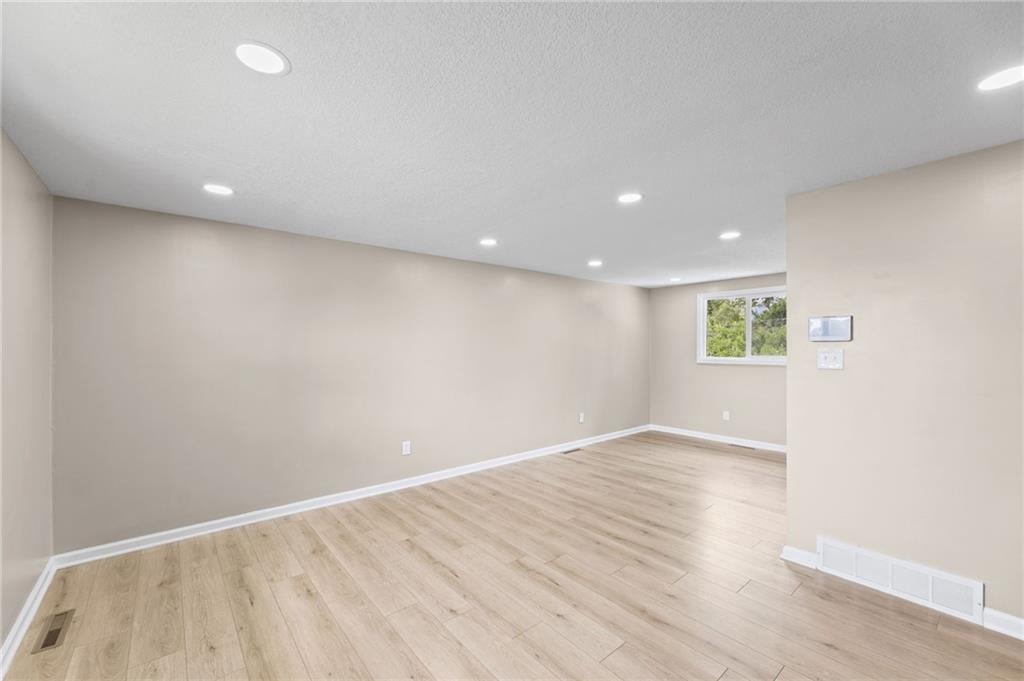 Residential in Grandview 4