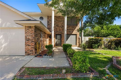 907 Reynard Cir, Harker Heights, TX, 76548-7001 | Card Image