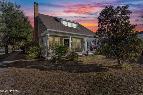 212 N 16th St, Wilmington, NC, 28401-3821 | Card Image