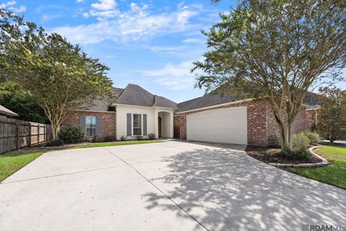 12022 Spring House Dr, Greenwell Springs, LA, 70739-5763 | Card Image