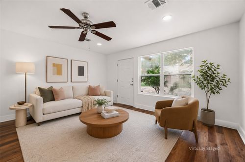 208-1101 Grove Blvd, Austin, TX, 78741-3442 | Card Image