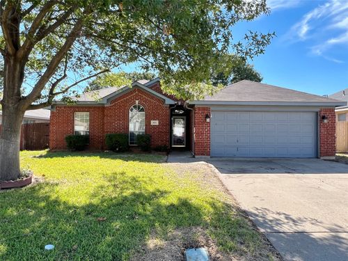4021 Busch Gardens Dr, Fort Worth, TX, 76123-1450 | Card Image