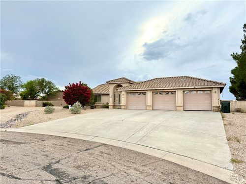 2807 Cimarron Dr, Kingman, AZ, 86401-7807 | Card Image