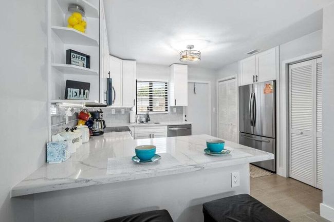 2013 Wilkins Ave, Townhouse with 2 bedrooms, 1 bathrooms and null parking in West Palm Beach FL | Image 4