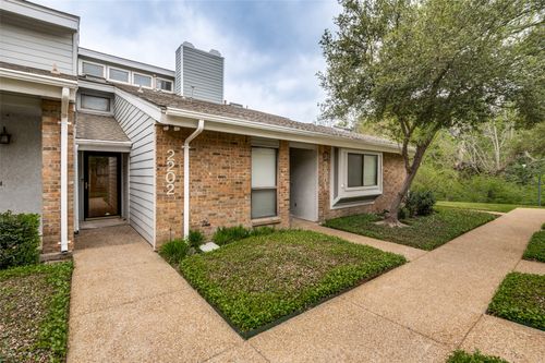 2202-17490 Meandering Way, Dallas, TX, 75252-6155 | Card Image