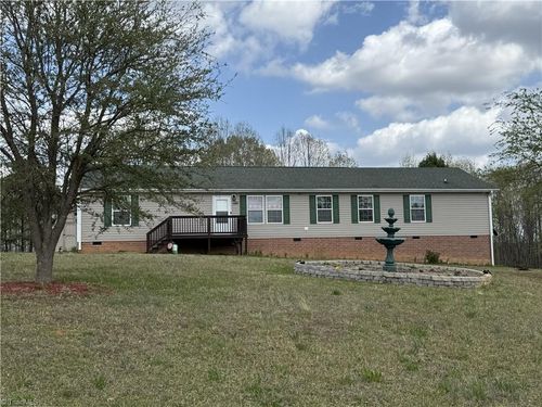 4053 Rice Dr, Asheboro, NC, 27205-1893 | Card Image
