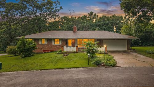 2 Herring Dr, Fulton, MO, 65251-1313 | Card Image