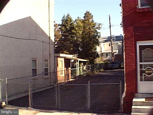 355 E Moore St, NORRISTOWN, PA, 19401-5032 | Card Image