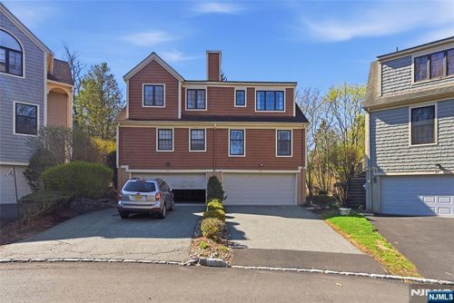 60 Tanager Ct, Wayne, NJ, 07470-8435 | Card Image