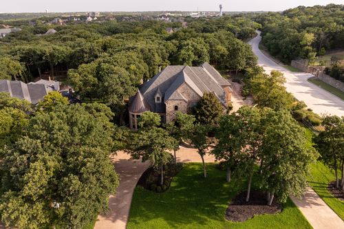 613 Silver Spur Dr, Southlake, TX, 76092-2048 | Card Image