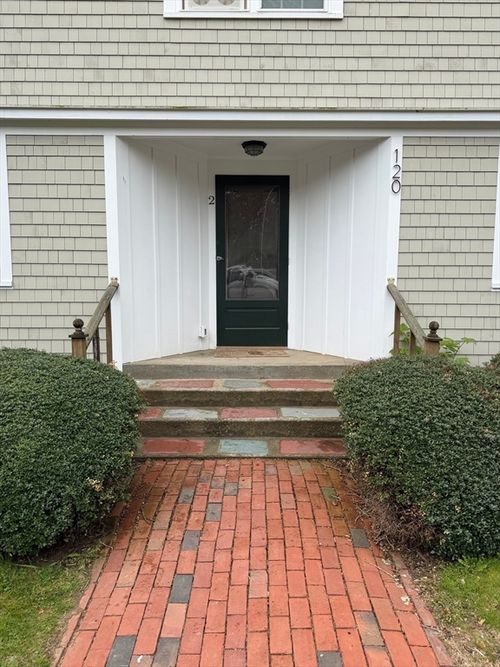 2-120 Chestnut St, Duxbury, MA, 02332 | Card Image