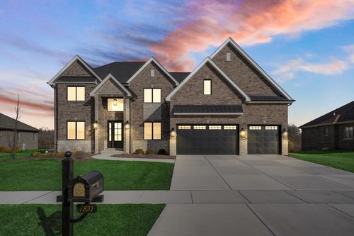 7831 Northwoods Dr, Frankfort, IL, 60423-9123 | Card Image