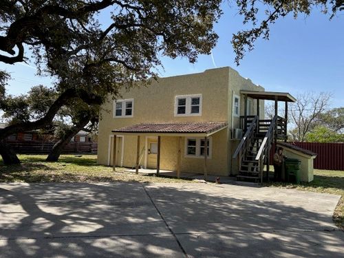 a-339 S Whitney St, Aransas Pass, TX, 78336-3532 | Card Image