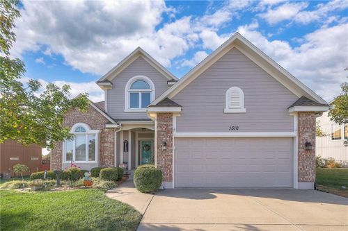 1510 Horseshoe Drive, Raymore, MO, 64083 | Card Image