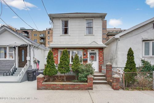 1116 Banner Avenue, Brooklyn, NY, 11235 | Card Image
