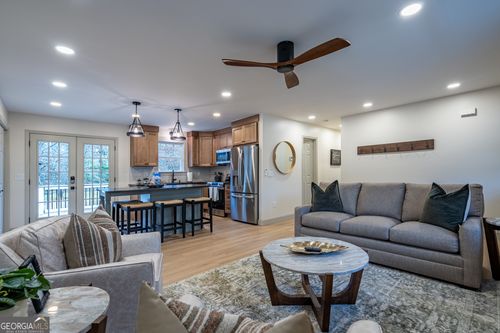 26 Jennifer Ln, Rydal, GA, 30171-1628 | Card Image