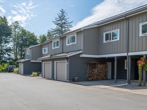18-39752 Government Rd, Squamish, BC, V8B0G3 | Card Image