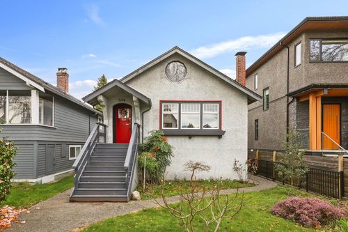 3174 W 10th Ave, Vancouver, BC, V6K2K9 | Card Image