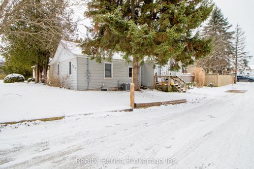 144 Whiting St, Ingersoll, ON, N5C3B3 | Card Image