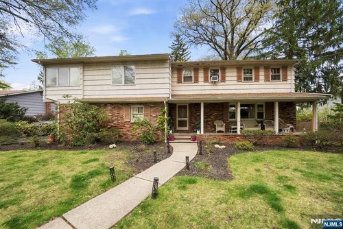 14 Hepworth Pl, West Orange, NJ, 07052-3206 | Card Image