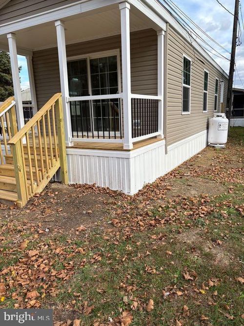 3033 Willow Street Pike N, Willow Street, PA, 17584-9459 | Card Image