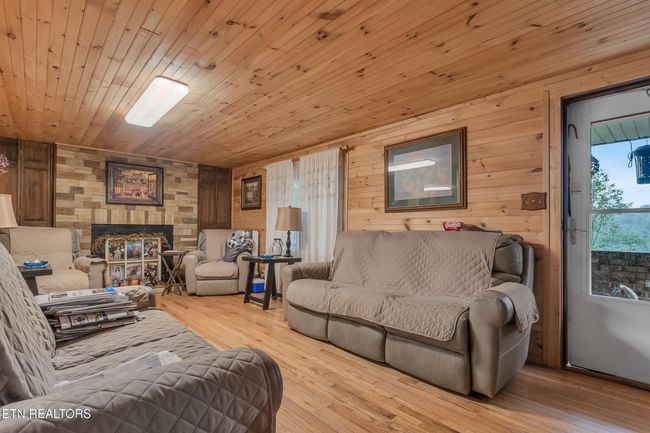 348 Cemetery Rd, House other with 4 bedrooms, 2 bathrooms and null parking in Pennington Gap VA | Image 41