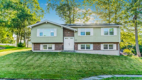 151 Stevenson Rd, Meriden, CT, 06451-4957 | Card Image