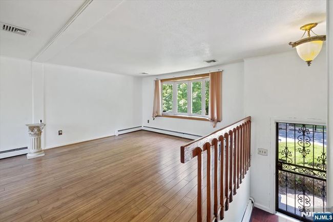 297 Genesee Ave, House other with 4 bedrooms, 3 bathrooms and null parking in Englewood NJ | Image 4